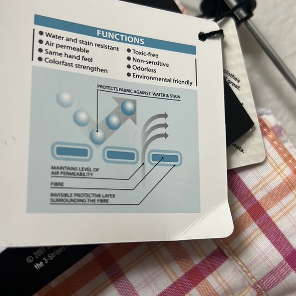 Adidas: plaid Skirt: : size 6 : new with tags! Water and stain resistant - Picture 4 of 4